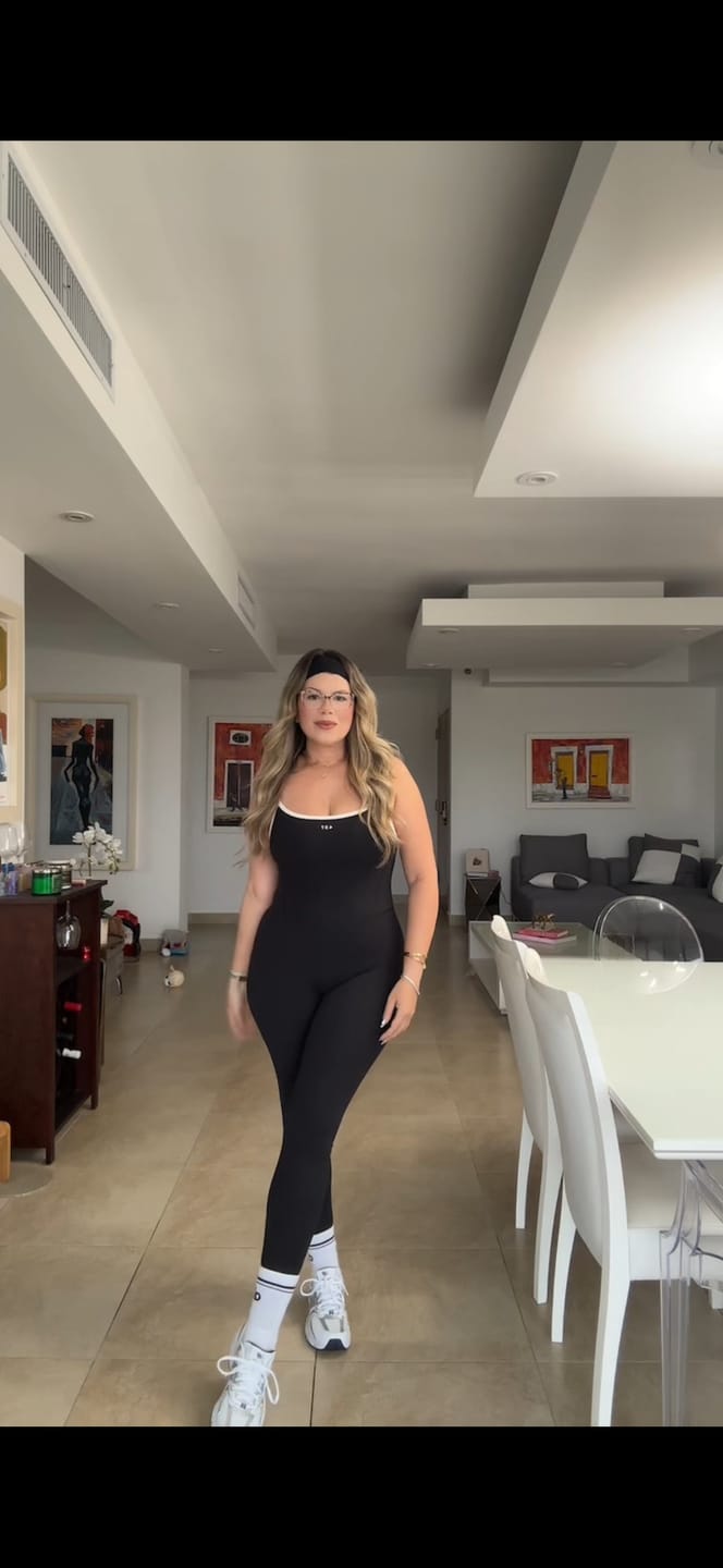 Customer photo review of The Onesie / Black-Cream