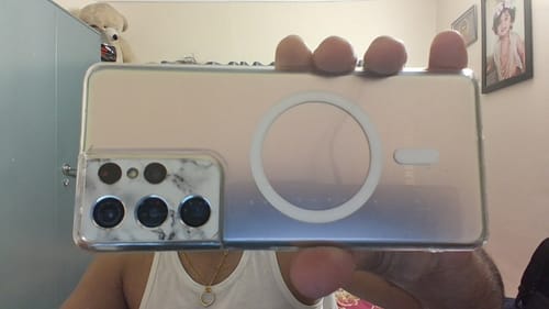 Customer photo review of Anti Yellow Magsafe Clear Case Samsung - Galaxy S21 Ultra