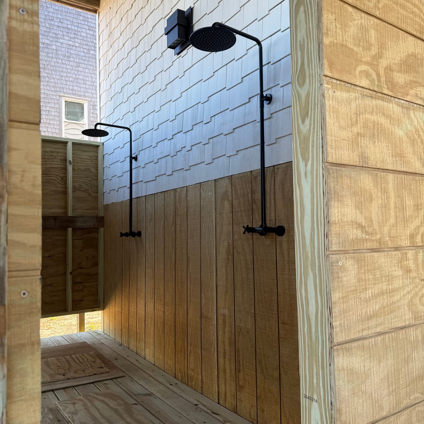 Customer photo review of Outdoor Shower Fixtures with 10-Inch Rainfall Shower Head and Dual Handle Control