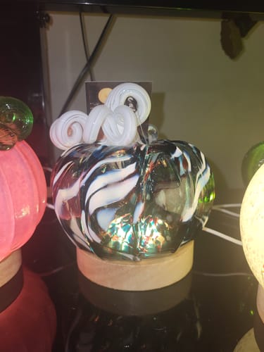 Customer photo review of The Winterberry Pumpkin