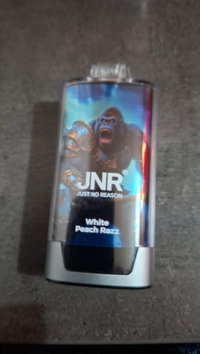 Customer photo review of Merry-Mi - Blade 30K - Puff Jetable / Vape Disposable - 5% nicotine