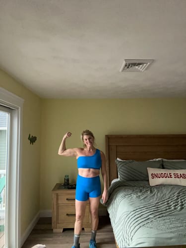 Customer photo review of BOLD One-Shoulder Longline Bra