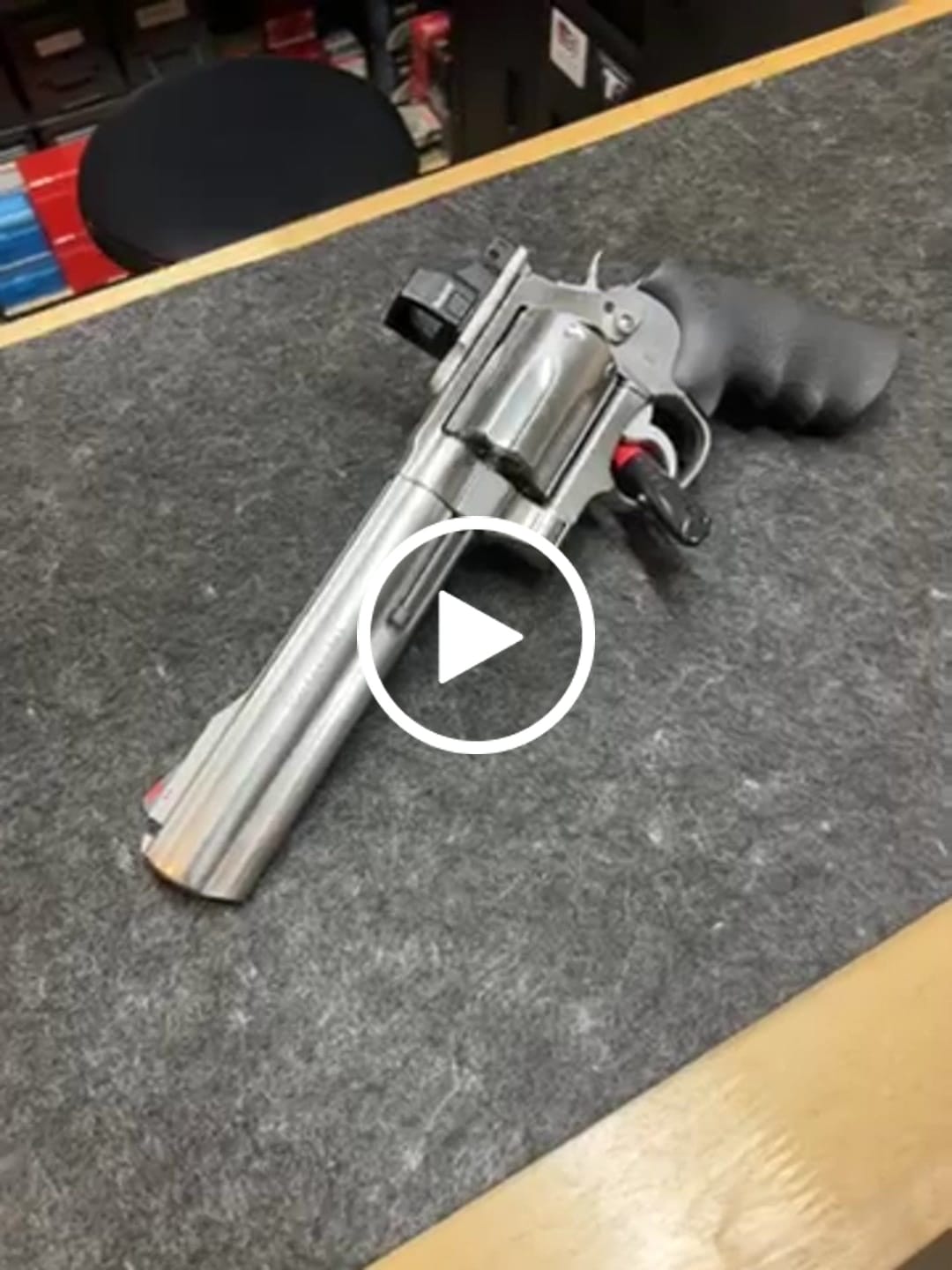 Customer video review of Bushnell RXS 250 Reflex Sight 50,000 Hour Battery, Waterproof Dustproof