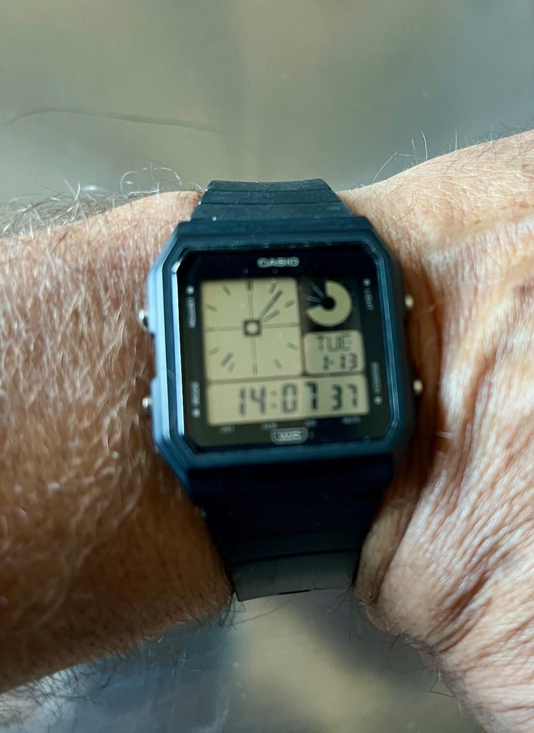 Customer photo review of Reloj Casio Vintage LF-20W-1ADF Twin-Graph Reissue Resina