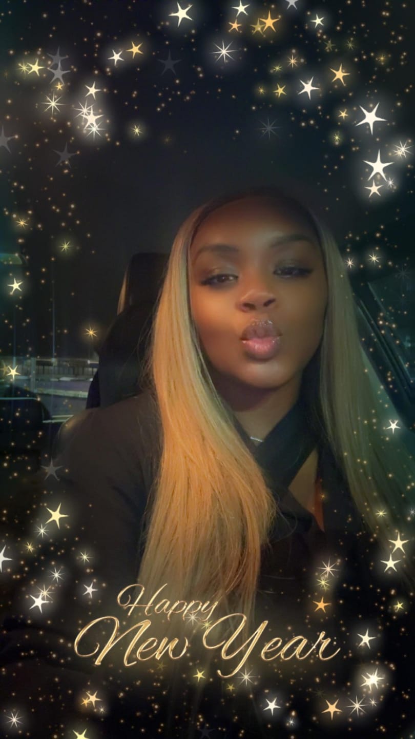 Customer photo review of Wavymy Ombre Ash Blonde Hair with Brown Root Straight Hair 7x5 Lace Wear Go Glueless Wig 180% Density