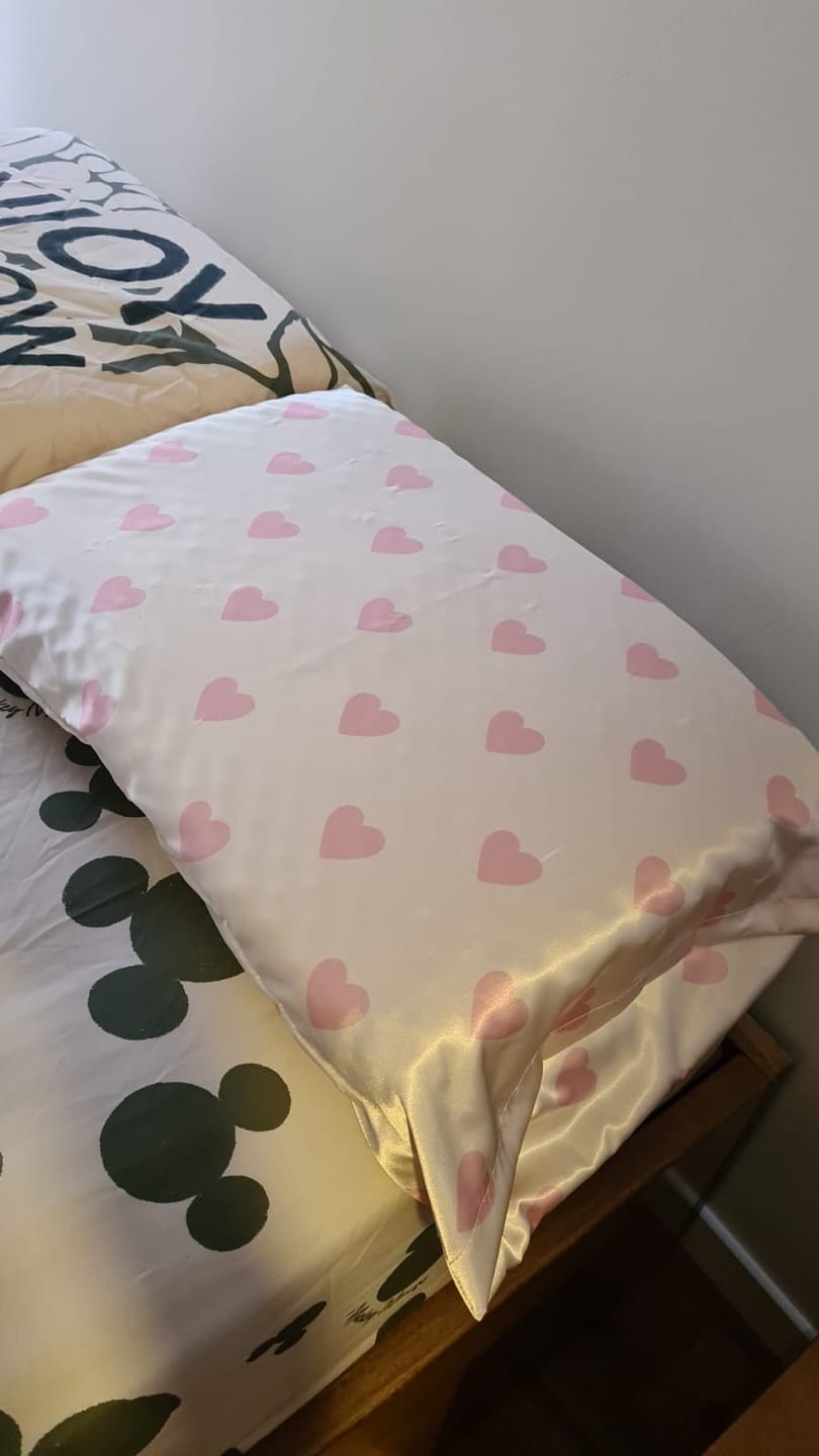 Customer photo review of Funda de Satín