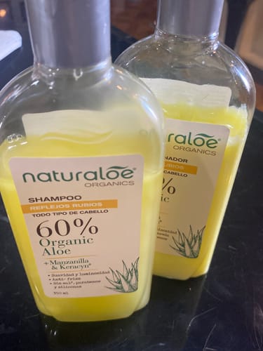Customer photo review of Shampoo + Acondicionador Reflejos Rubios 350ml