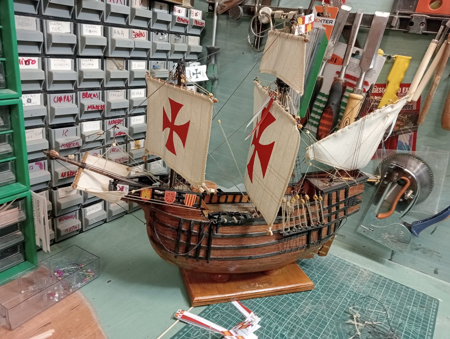 Customer photo review of Maqueta Barco Santa María Starter Pack