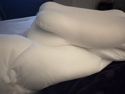 Customer photo review of Mellow CloudAlign™ Pillow