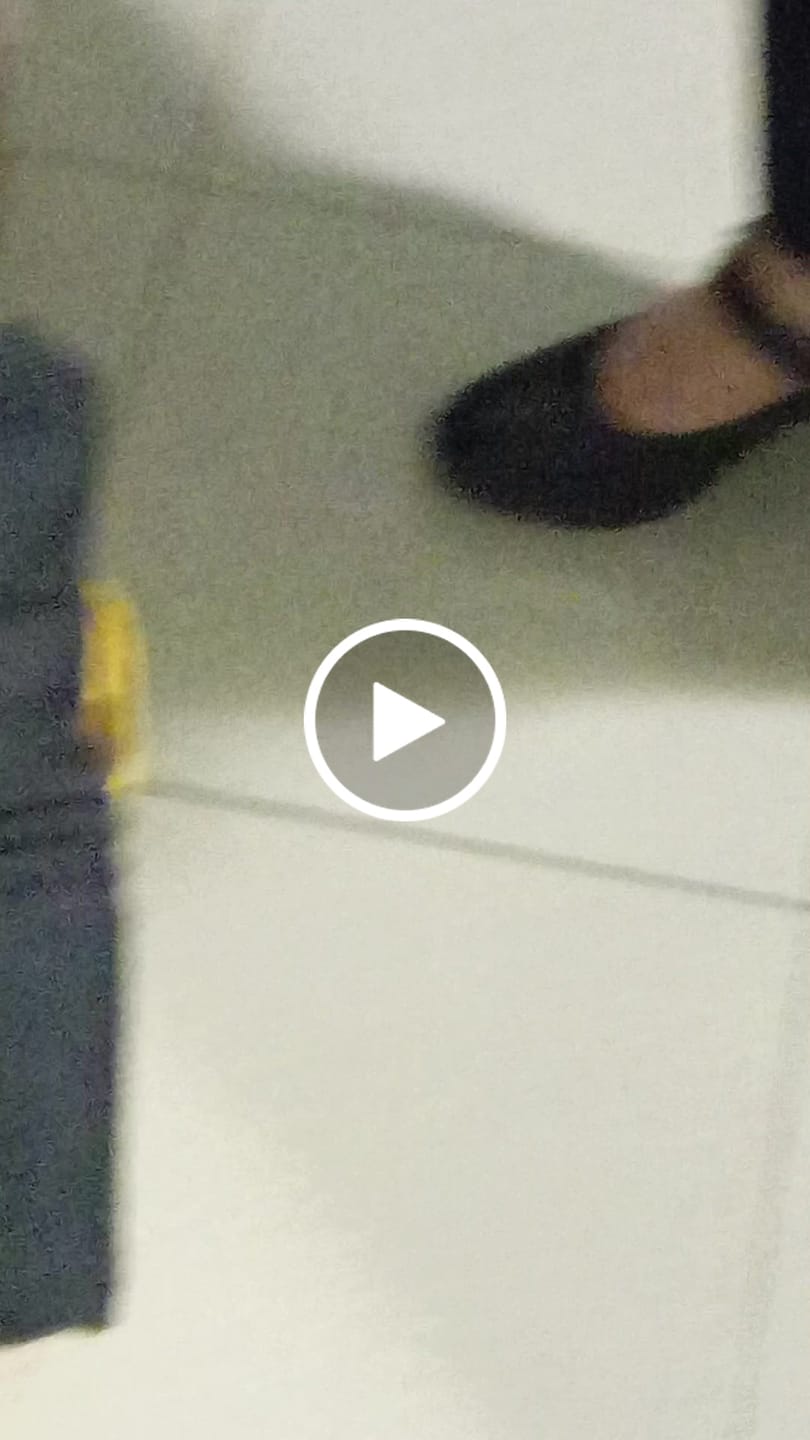 Customer video review of Vintage Handmade Bloom Elegance Pumps
