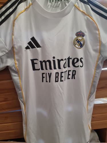 Customer photo review of Maillot 25/26 Real Madrid Domicile