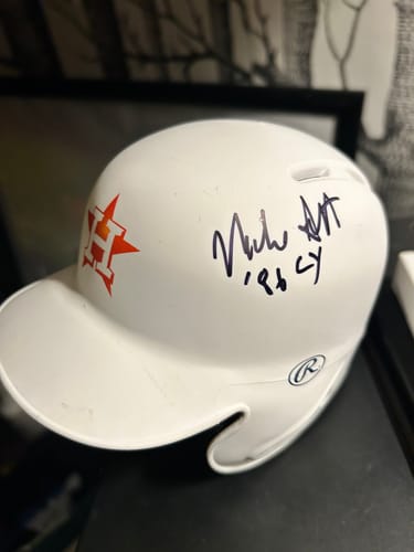 Customer photo review of Mike Scott Autograph Signing