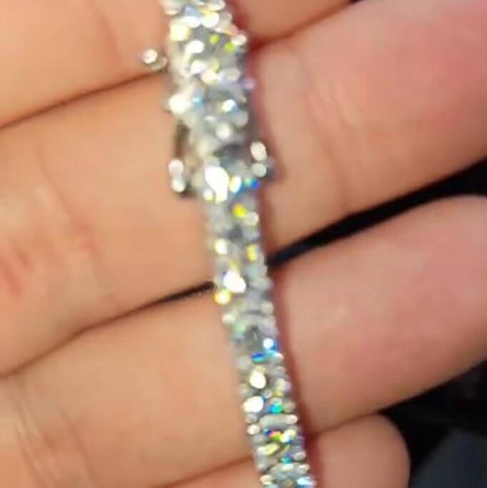 Customer photo review of 3MM 4MM 5MM 6.5MM Moissanite Tennis Chain Bracelet