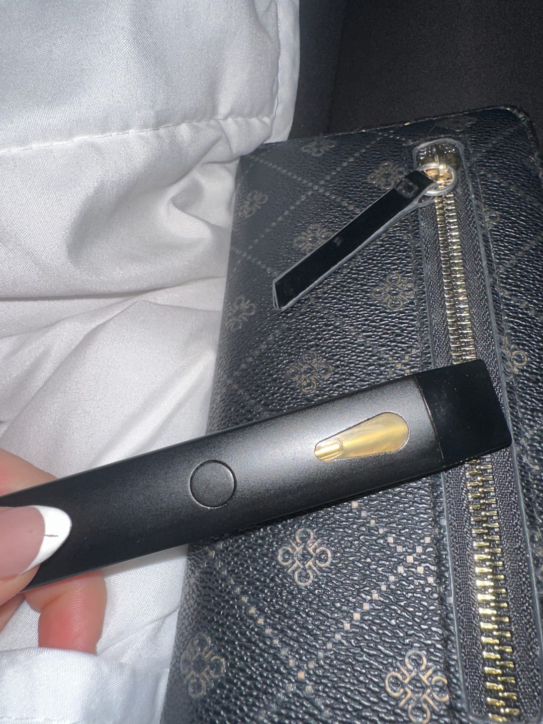 Customer photo review of HHZ Vape Pen 95% - Blueberry 2ml