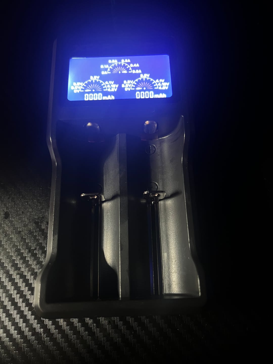 Customer photo review of XTAR VC2 2 Bay Digital Battery Charger