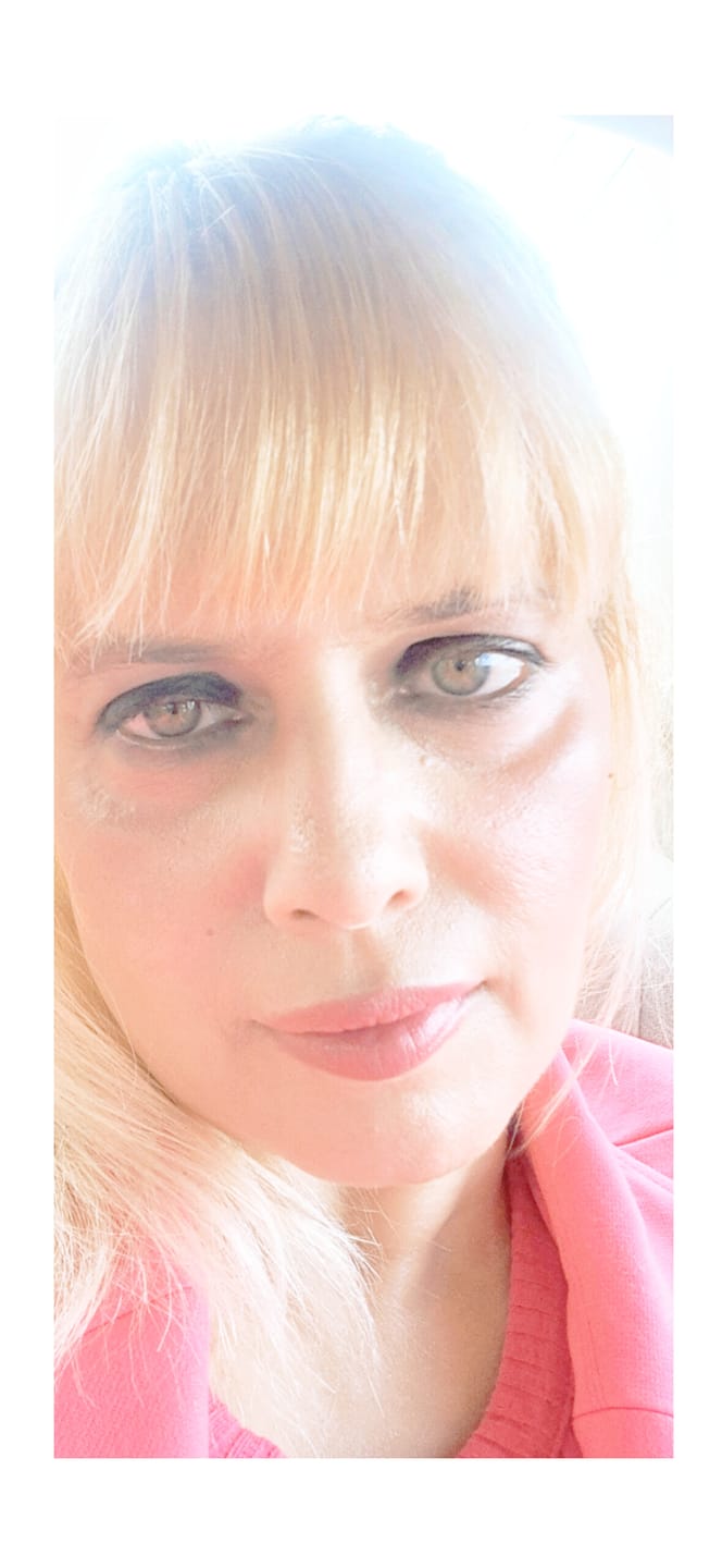 Customer photo review of Sun Moist lip guard SPF 35 PA ++