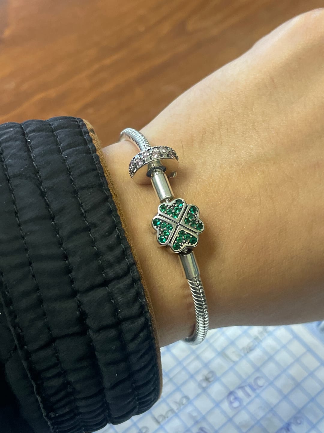 Customer photo review of Pulsera Trebol de la Buena Suerte