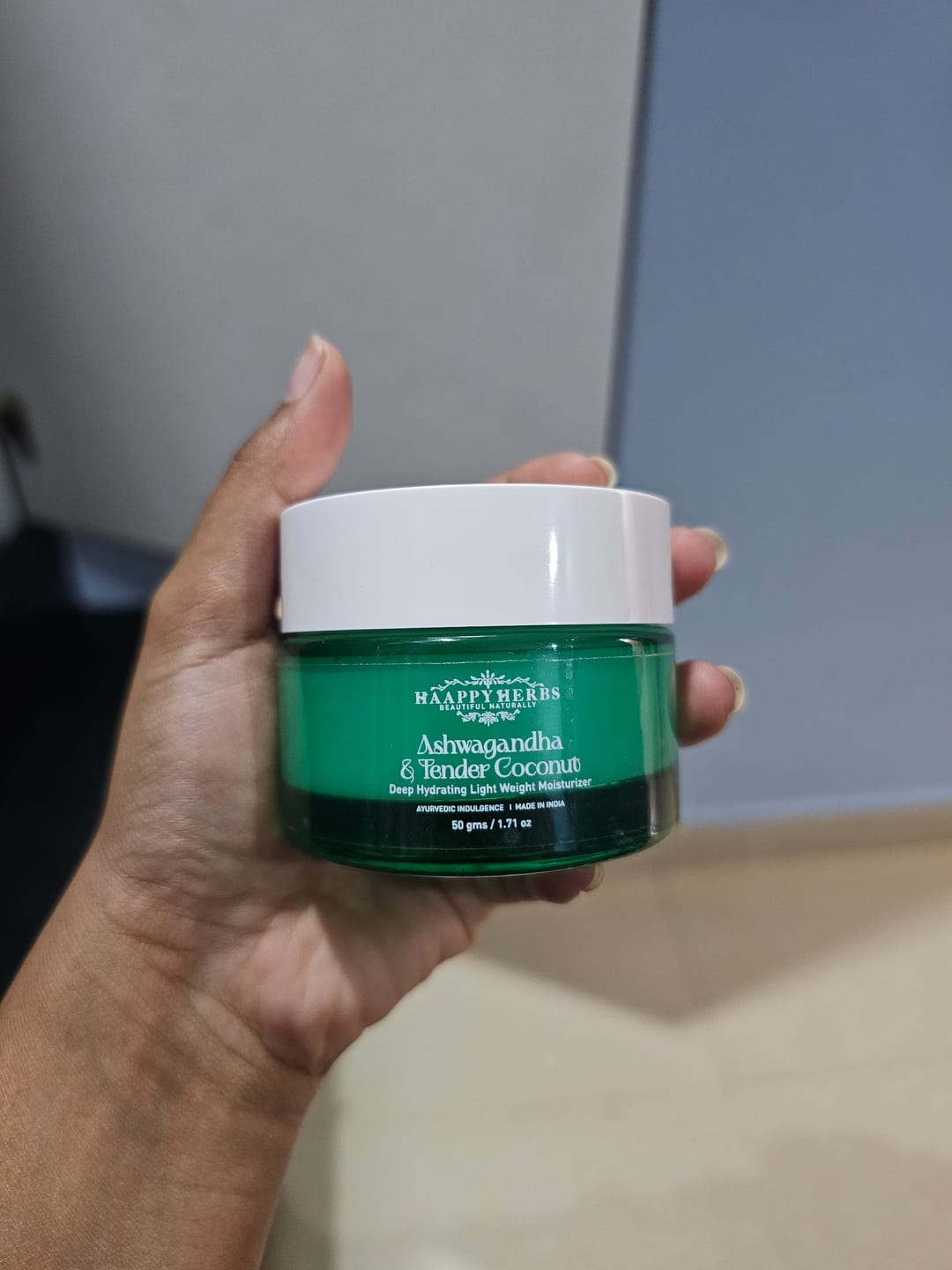 Customer photo review of Ashwagandha & Tender Coconut Deep Hydrating Light Weight Moisturizer - 50gm