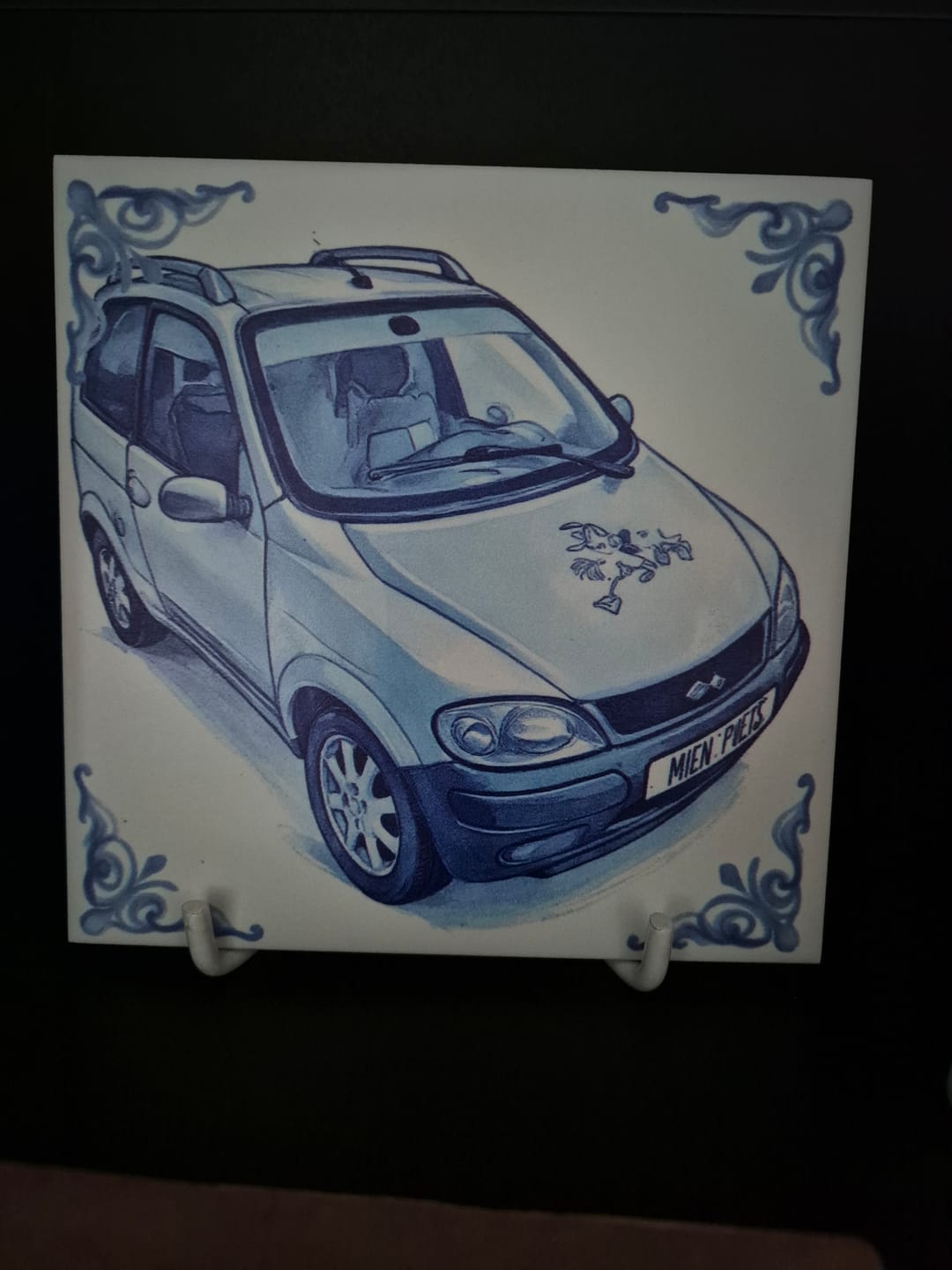 Customer photo review of Delfts Blauw tegeltje bedrukken met eigen auto