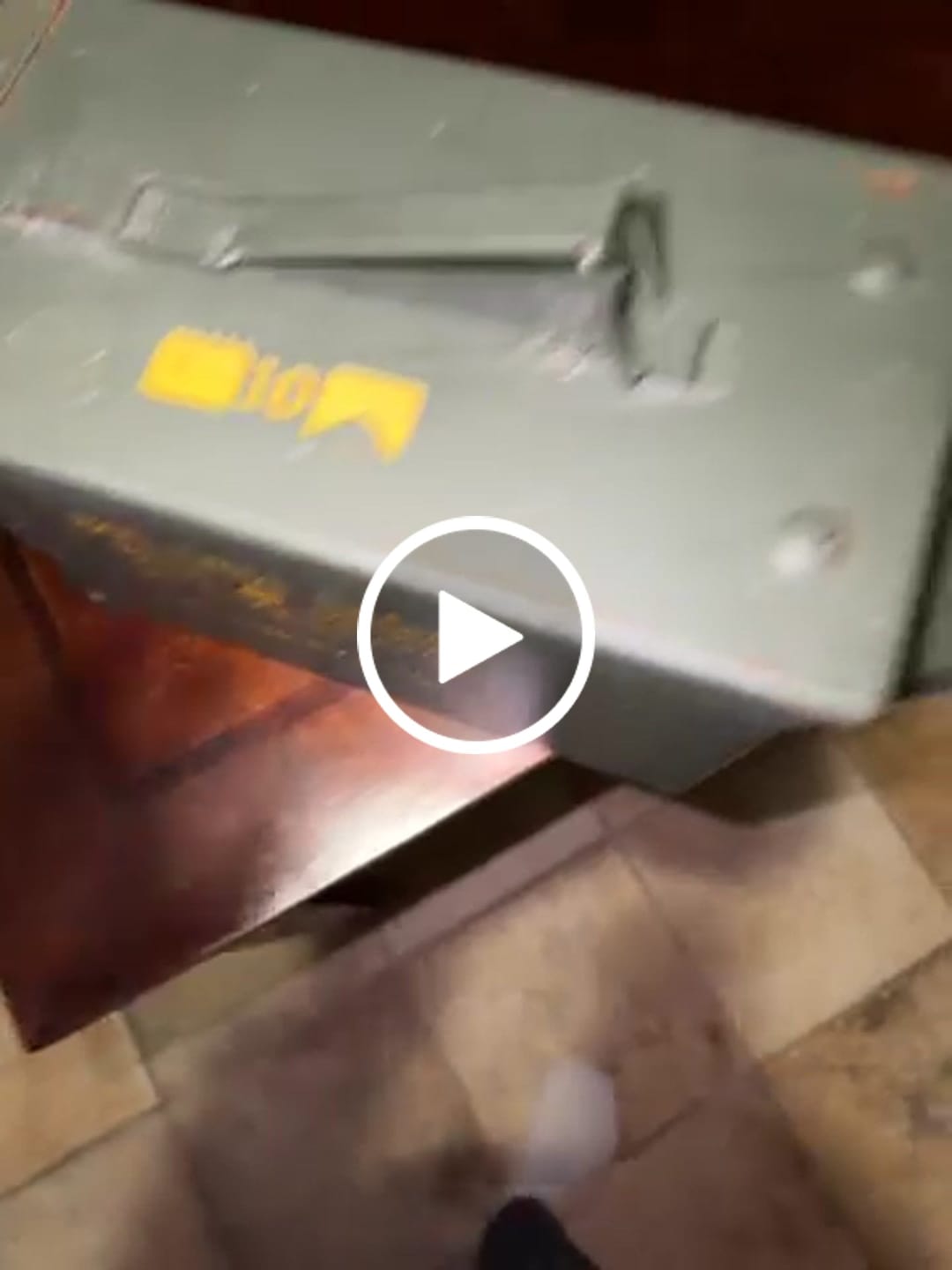 Customer video review of Duck & Cover Ammo Can