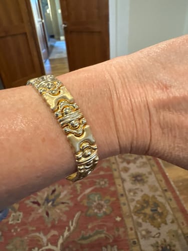 Customer photo review of Vintage Italian 14k Yellow Gold Wide Geometric Brushed Link Bracelet 6.75"