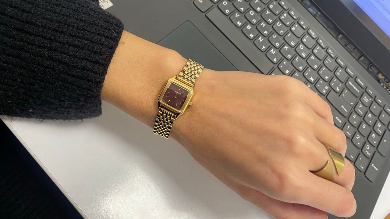 Customer photo review of Macy Petite Gold Burgundy