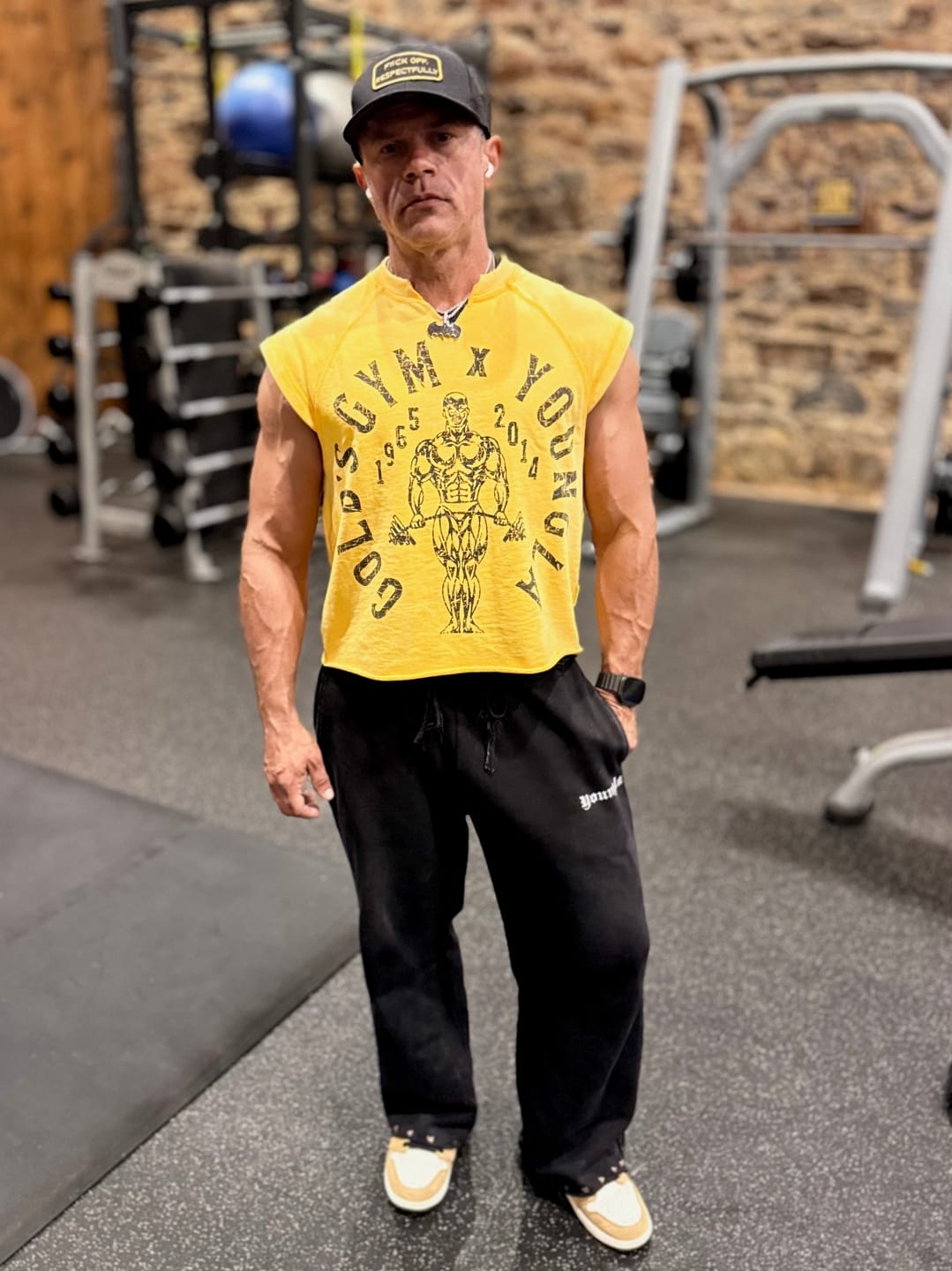 Customer photo review of 2087 - Stud Sweats
