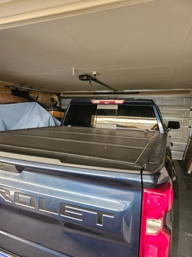 Customer photo review of Quad-Fold Hard Lid Tonneau Cover For Chevrolet Silverado 1500 2014-2025 - UniUte