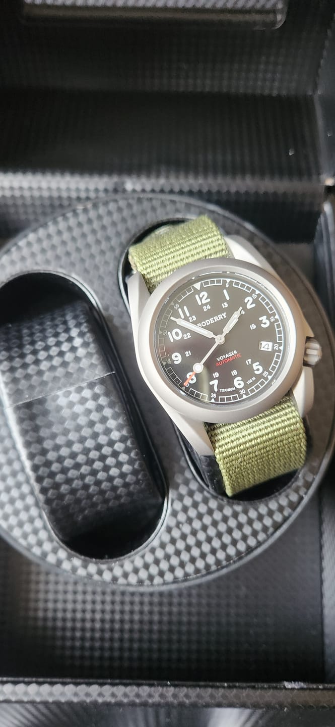 Customer photo review of VOYAGER - 100M Waterproof Titanium Automatic Field Watch | Black/ArmyGreen