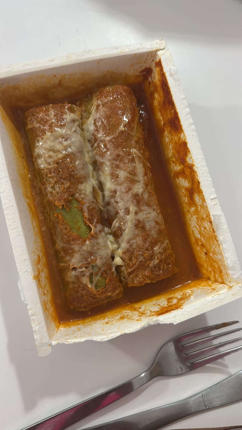 Customer photo review of Canelone de Espinafre Recheado com Frango Cremoso e Molho ao Sugo