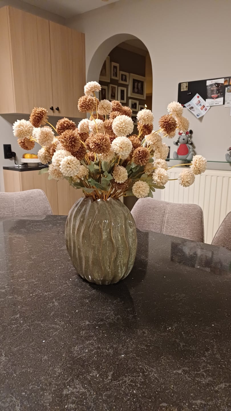 Customer photo review of Zijden Kiku Bloemen - Crème Mix