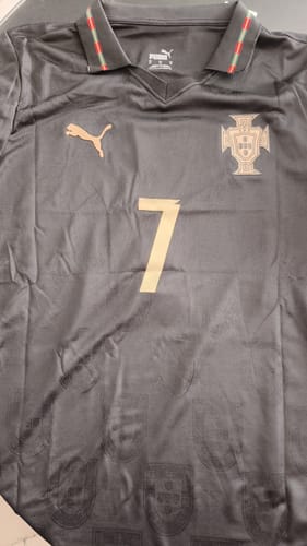 Customer photo review of PORTUGAL Especial Pantera Negra 2025