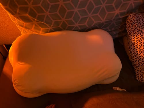 Customer photo review of Mellow CloudAlign™ Pillow