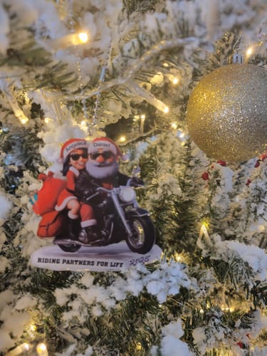 Customer photo review of Personalized Motorcycle Couple Acrylic Ornament With Names & Icon Design | Christmas Tree Decoration Perfect For Couple
