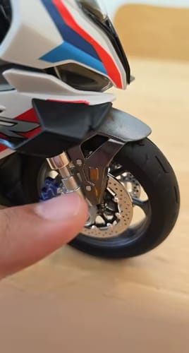 Customer photo review of 1:9 BMW S1000RR - Ashriders™