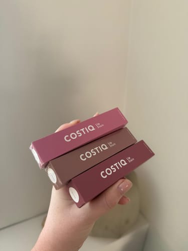 Customer photo review of COSTIQ® PEEL OFF LIP STAIN