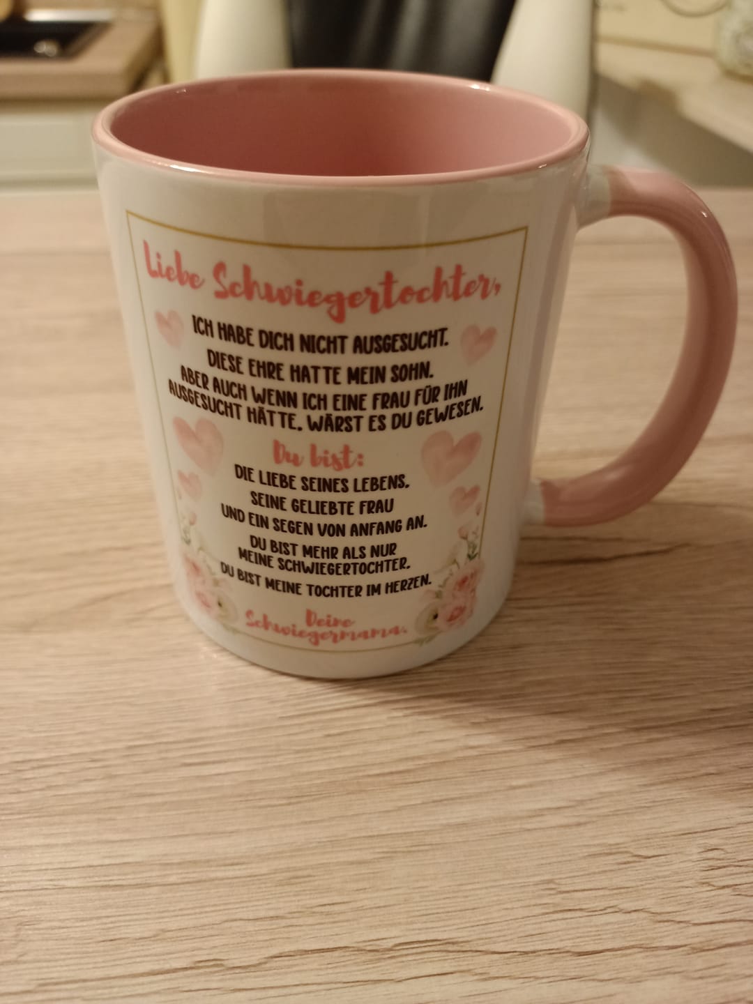 Customer photo review of Schwiegertochter Tasse Geschenk Hochzeit Kaffeetasse Geschenkidee Schwiegereltern Kaffee-Becher mit Spruch Ehe Tochter im Herzen