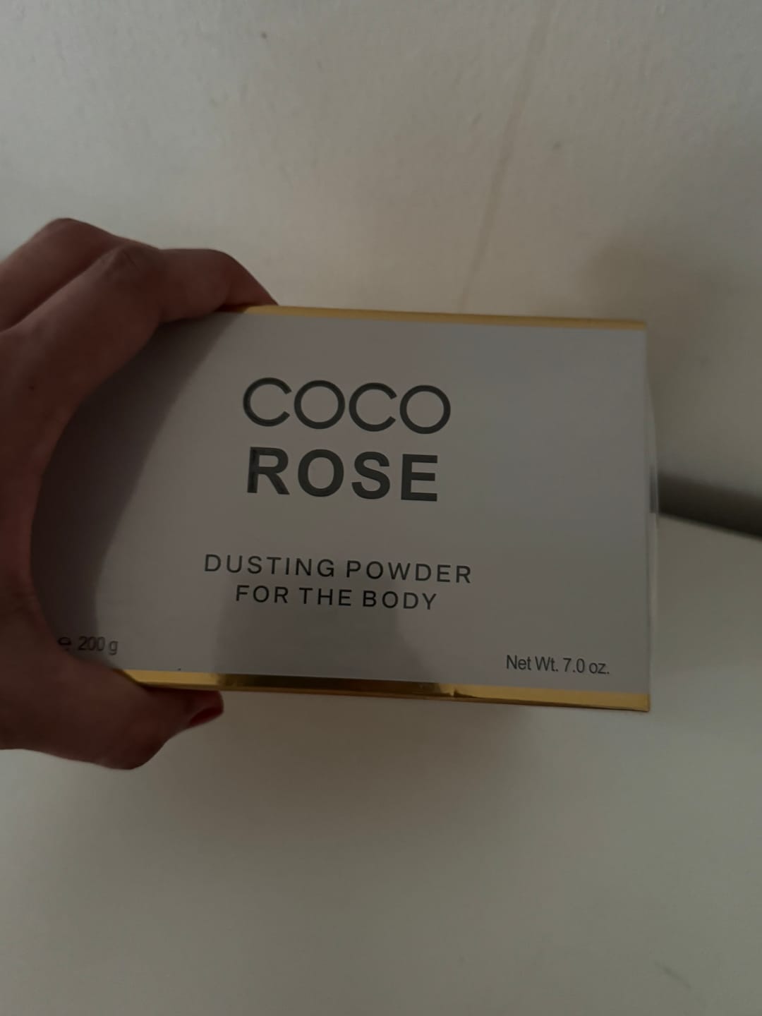 Customer photo review of Dusting Powder for the Body Luxurious Scent