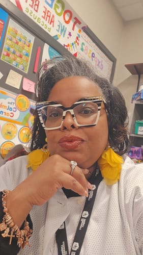 Customer photo review of Romantic 6.0Ct Cushion Cut Three Stone Engagement Ring Promise Rings For Women