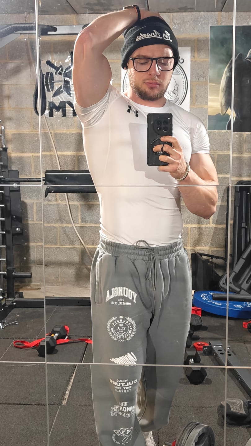 Customer photo review of 204 - Immortal Killer Joggers