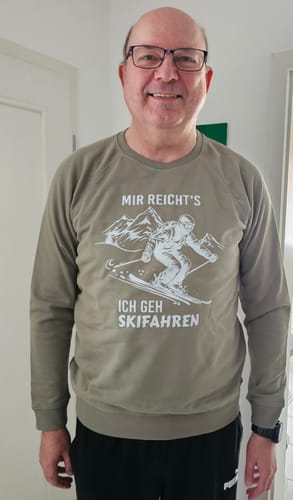 Customer photo review of MIR REICHT'S ICH GEH SKIFAHREN  - Unisex Organic Sweatshirt