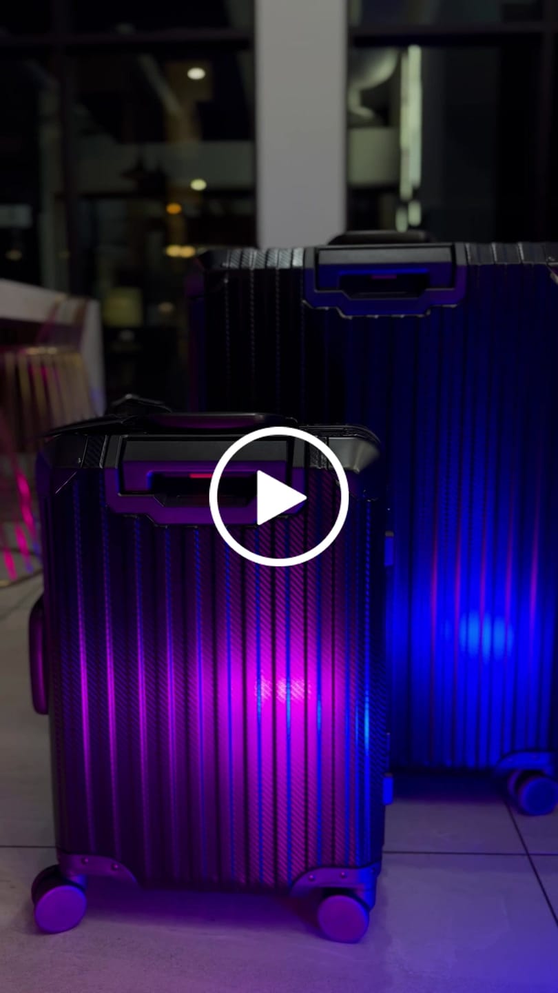 Customer video review of TREVA Aluminum Suitcase Black