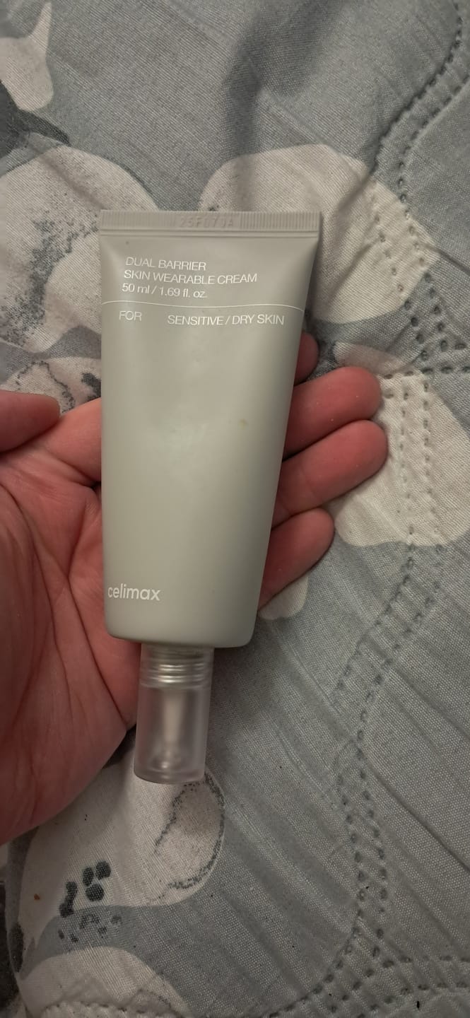 Customer photo review of Aizsargbarjeru nodrošinošs krēms ar keramīdu kompleksu Celimax Dual Barrier Skin Wearable Cream