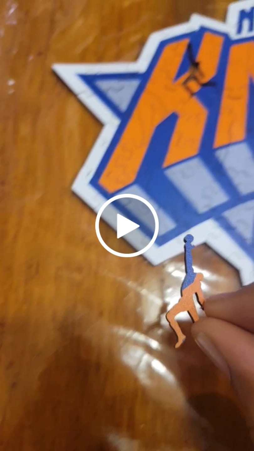Customer video review of New York Knicks™ - Wooden Puzzle
