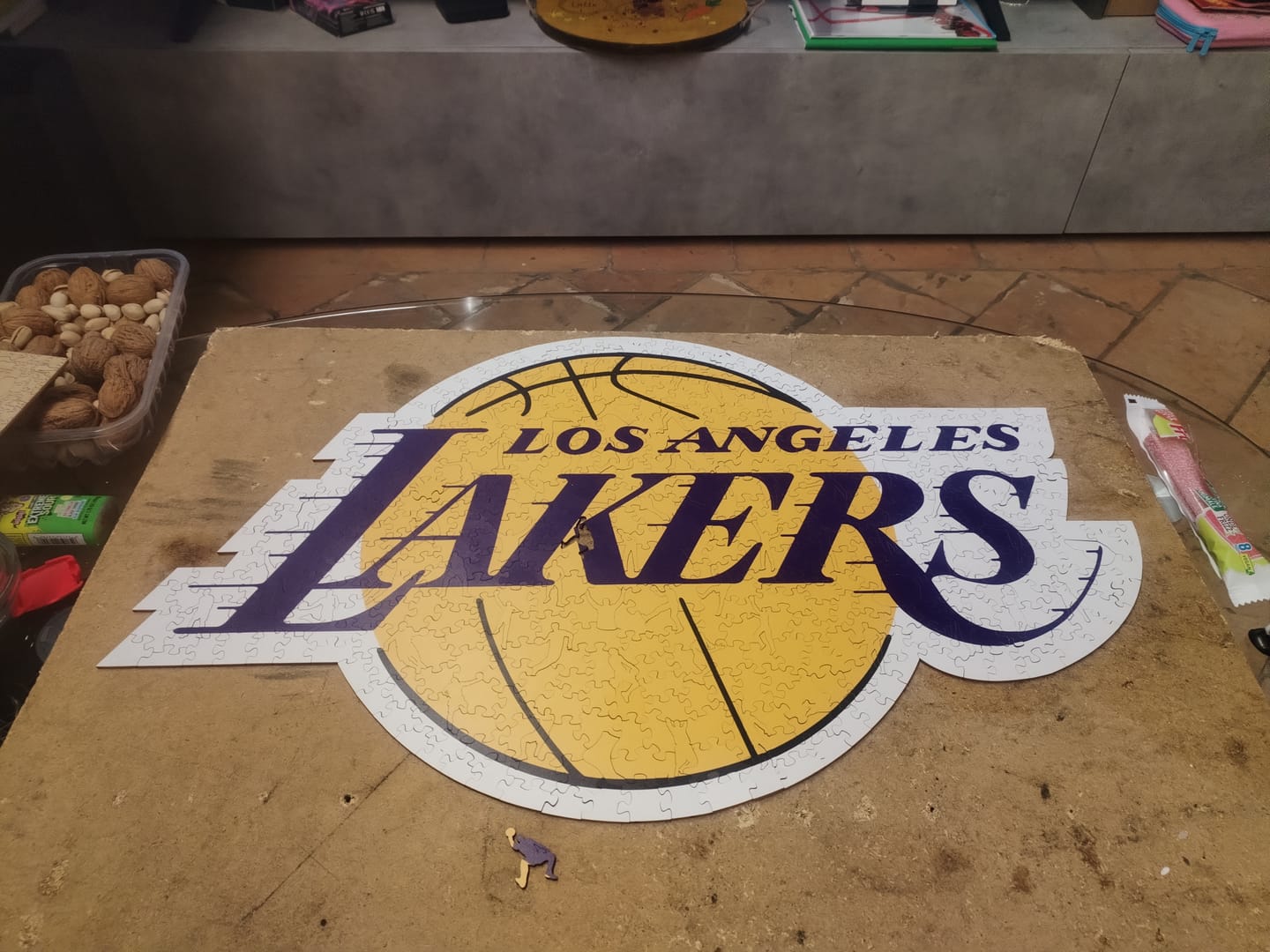 Customer photo review of Los Angeles Lakers™ Logo - Puzzle di Legno