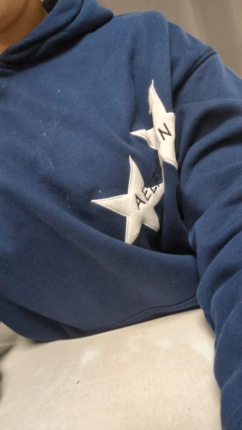 Customer photo review of Aelfric Eden Star Color Contrast Hoodie