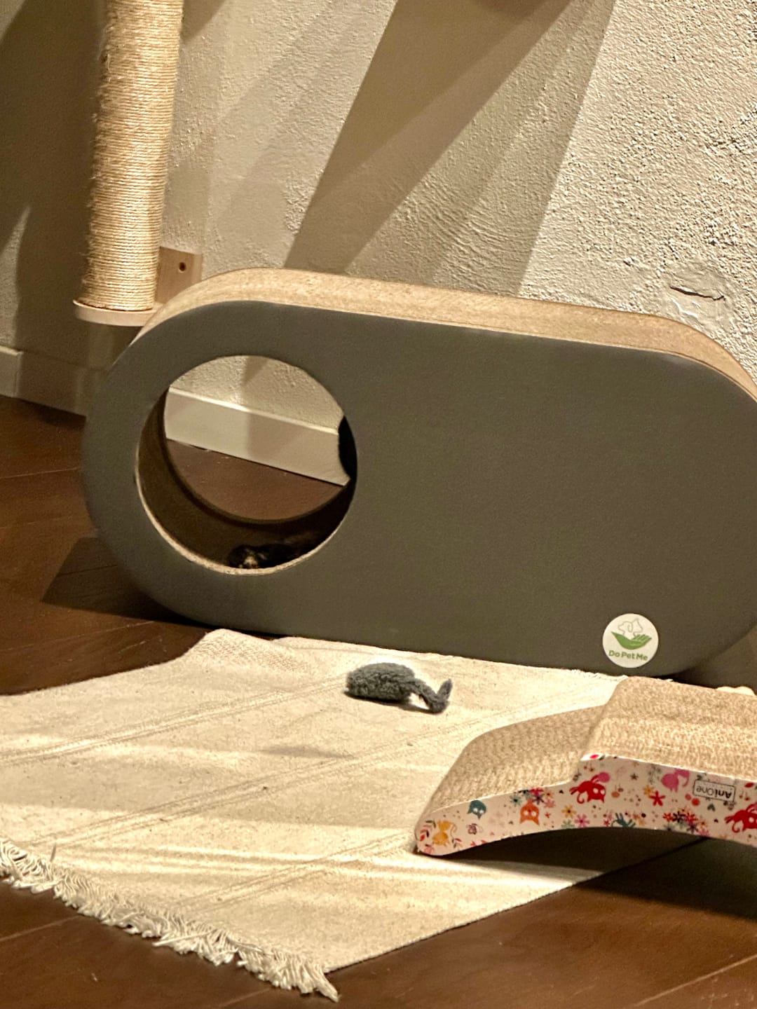 Customer photo review of Kratzmöbel Cozy Cave