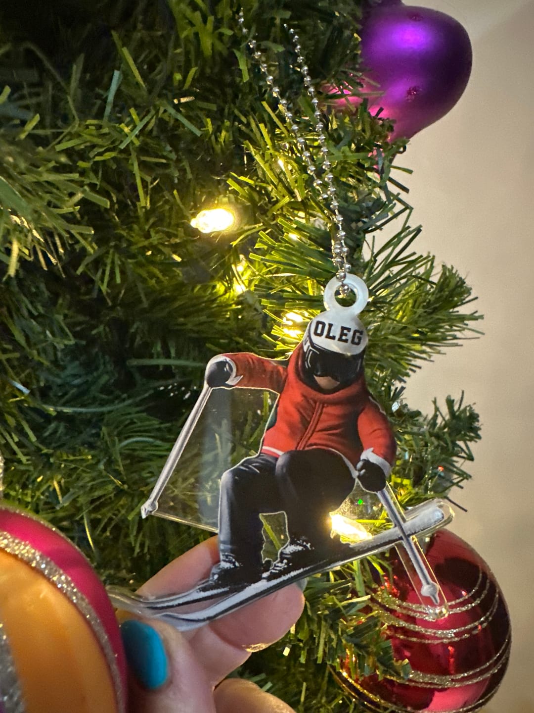 Customer photo review of Skiing Fun Personalized Name Shaped Ornament, Gift Idea For Skiing Lovers