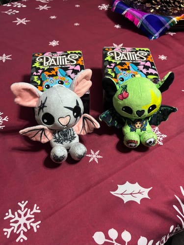 Customer photo review of Batties Plush Pendant Blind Box