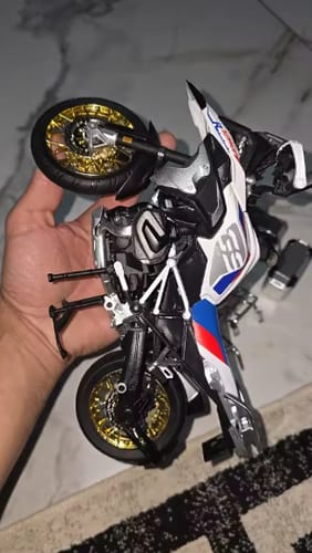 Customer photo review of 1:9 R1250GS - Ashriders™
